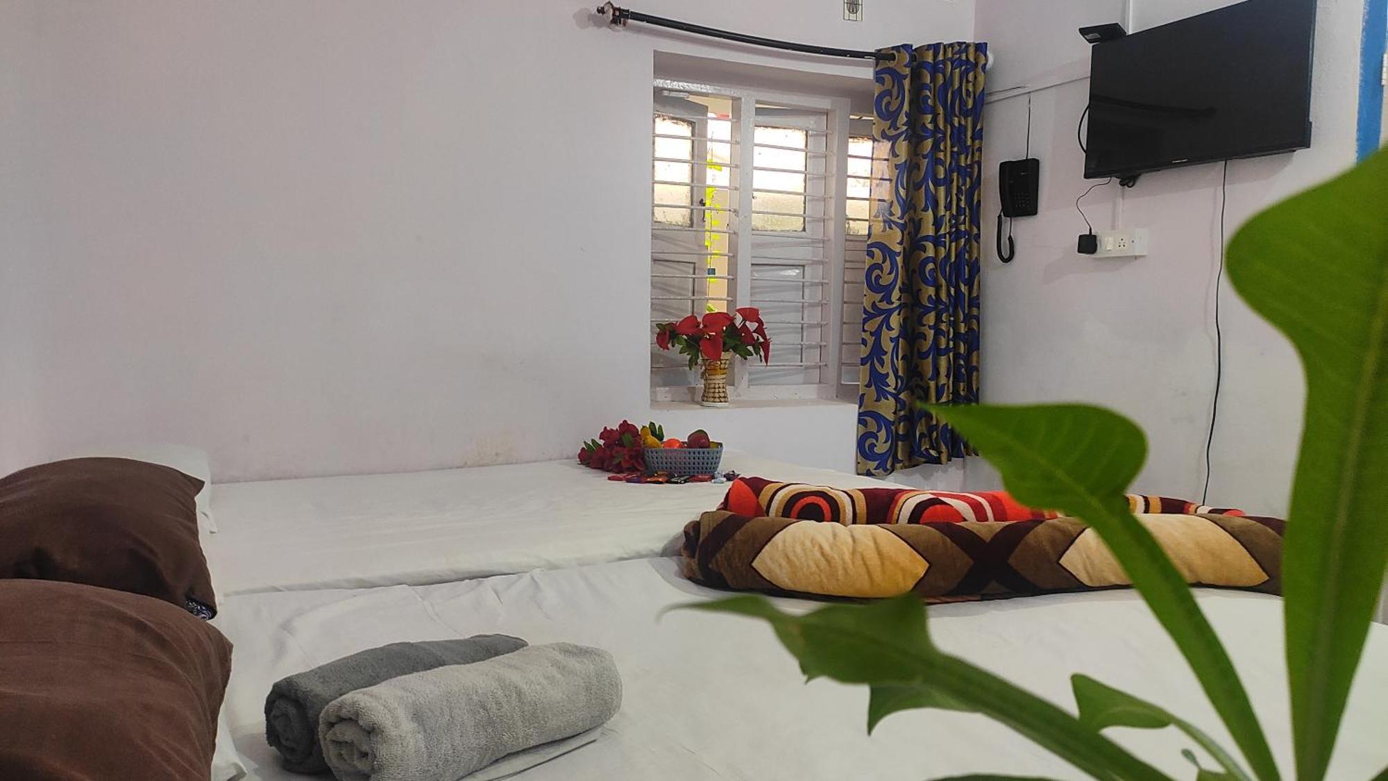 Готель Adh Amilia Gardens Narasimharaja Puram Екстер'єр фото